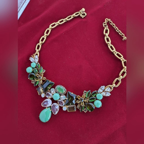 Green Jewel Statement Necklace Gold Chunky Chain - Picture 2 of 7